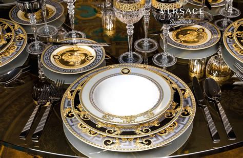 runner versace tavolo|versace italian tableware label.